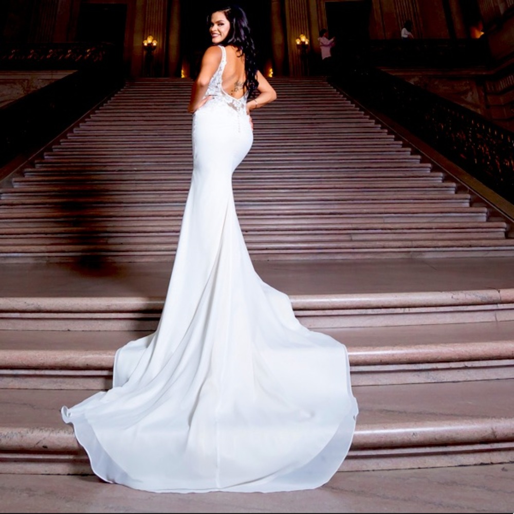 Wedding dress